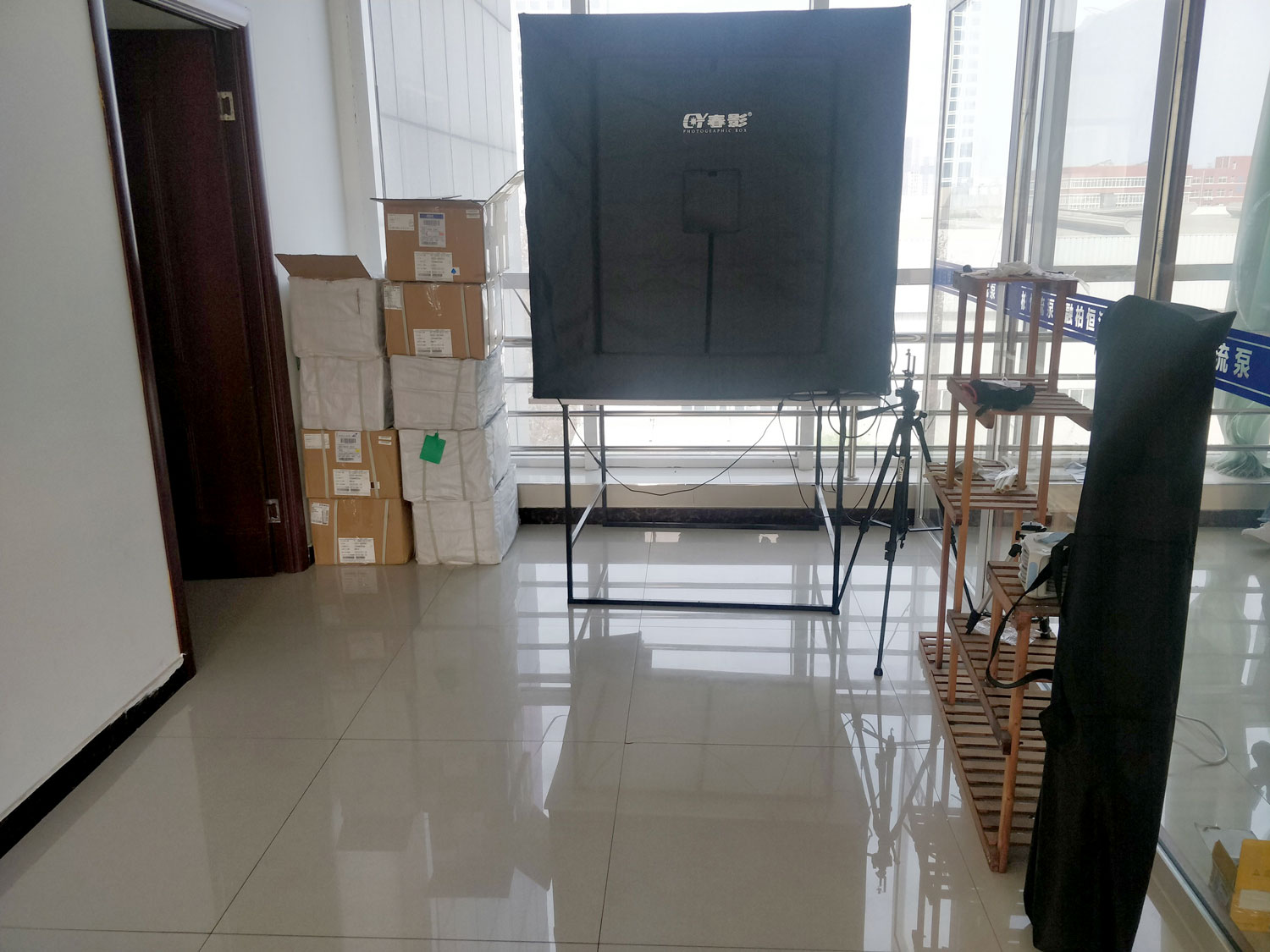 一個簡陋的攝影架